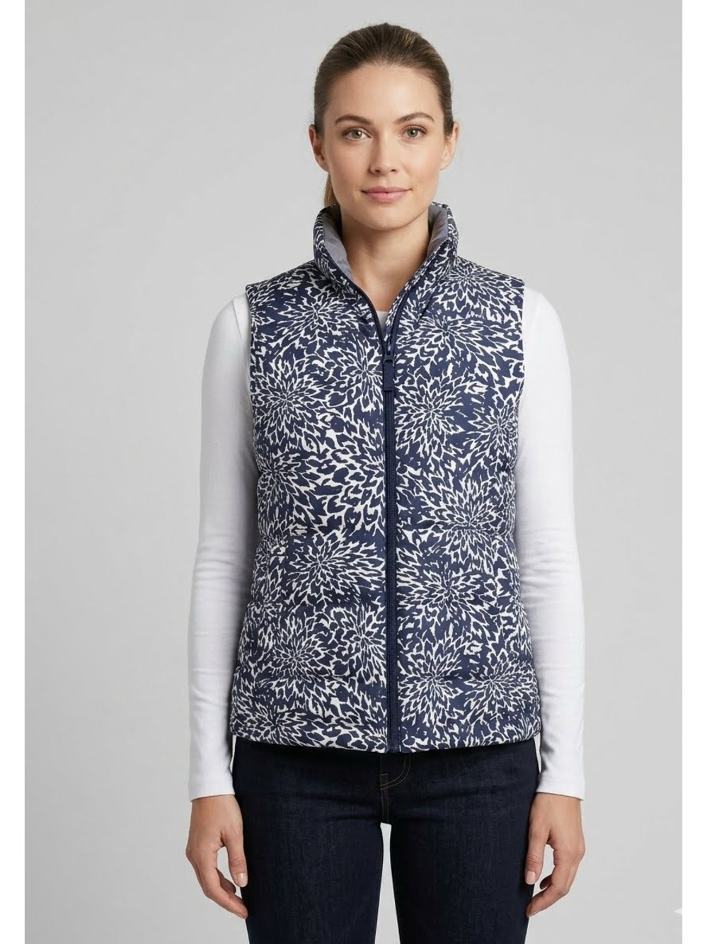 Land’s End Blue and White Floral Print Down Puffer Vest Size XS Preppy Classic